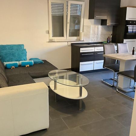 Apartment Matic Vrsi Eksteriør billede