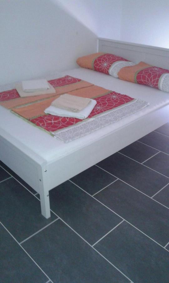 Apartment Matic Vrsi Eksteriør billede