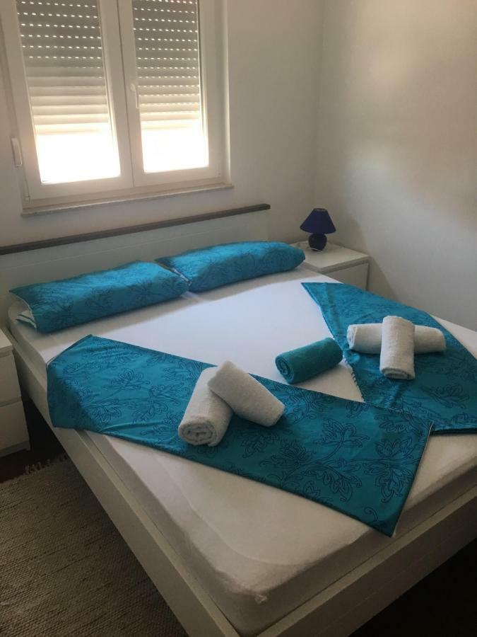 Apartment Matic Vrsi Eksteriør billede